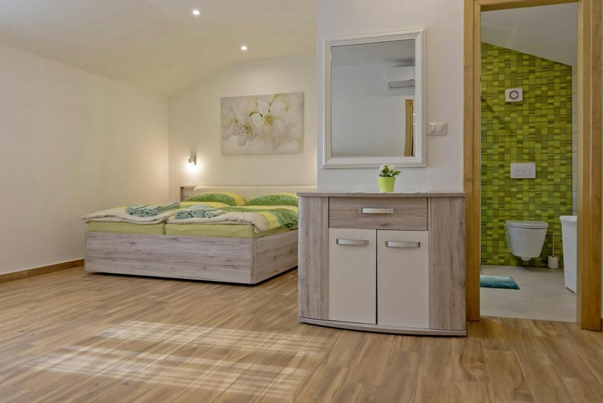 Villa Rina In Barat Kanfanar Zewnętrze zdjęcie