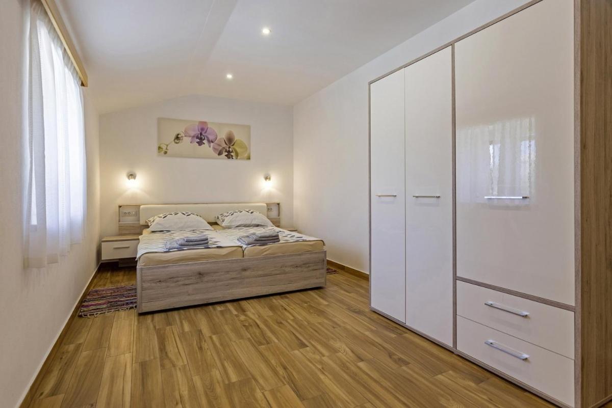 Villa Rina In Barat Kanfanar Zewnętrze zdjęcie